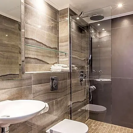 Duette Hotel 3*