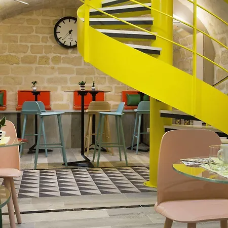Duette Hotel 3*